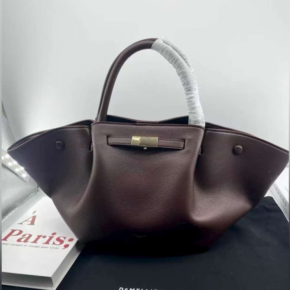 Brand new demellier wing Bag Tote Bag Ebony